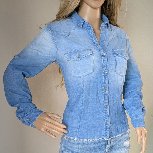 Cloth & Stone Top Women's Small Ombre Blue Corduroy Button-up Raw Hem Roll Tabs - Picture 2 of 16
